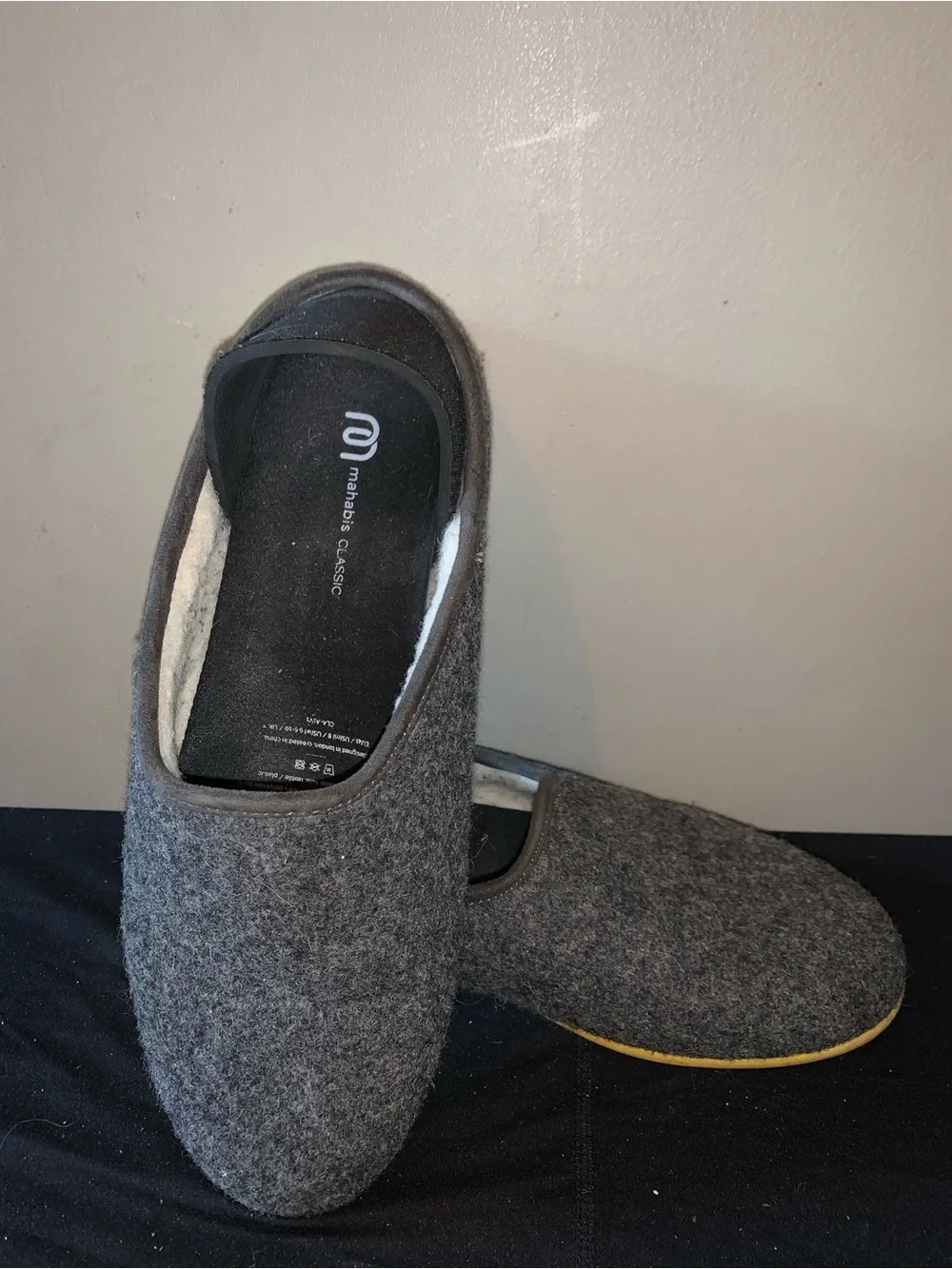 mahabis Men’s Grey Wool Slip-On Slippers